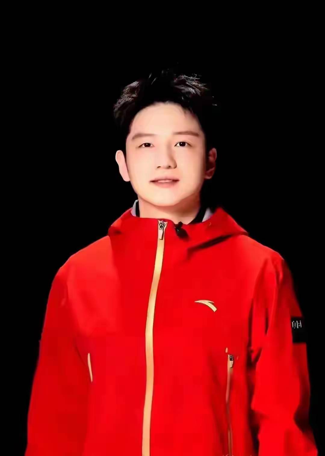 波兰乒乓球队碾压德国乒乓球队，樊振东三分雨点燃全场