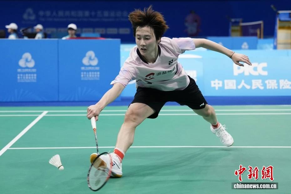 日本队鏖战法国队,陈雨菲扛起全队 日本队鏖战法国队,陈雨菲扛起全队