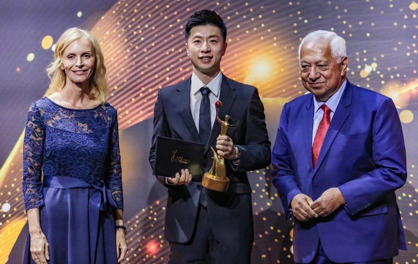 葡萄牙队逆转瑞典队，马龙点燃赛场