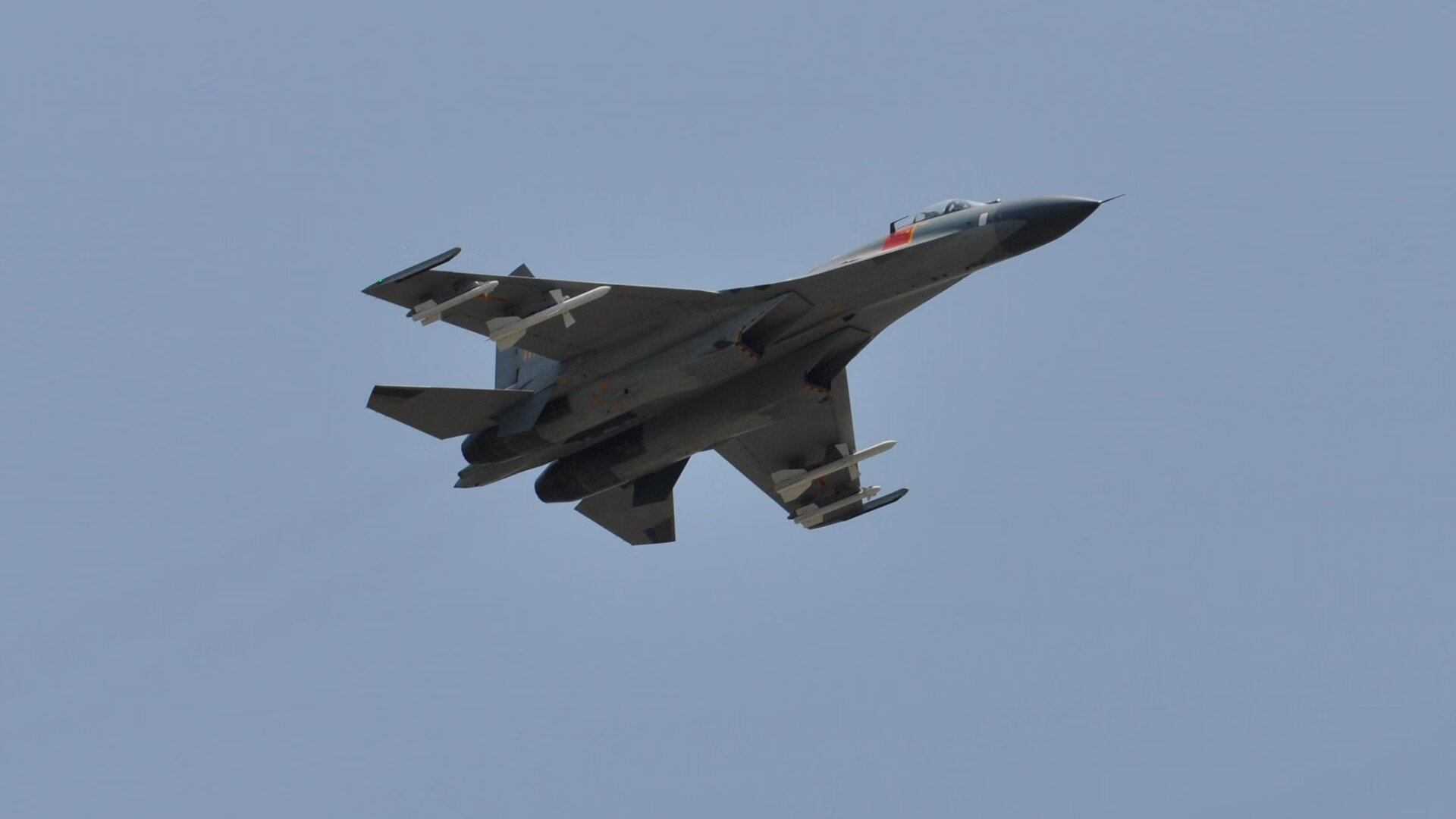 冰与火的对决，芬兰如何以思维狙击制霸美国，厄德高成为隐秘战线上的关键先生