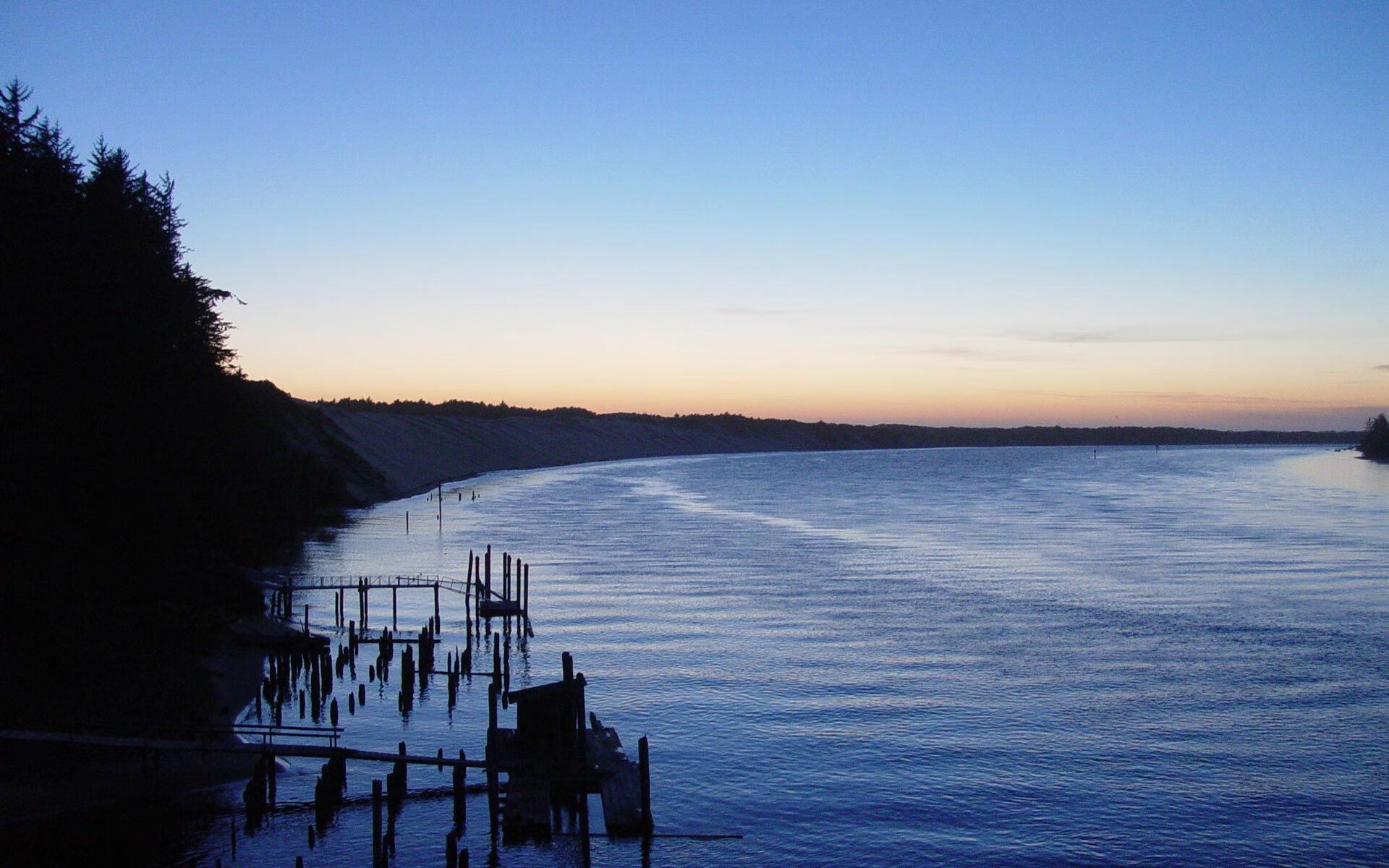 浓眉化身擎天柱,奇才劈开森林赢生死